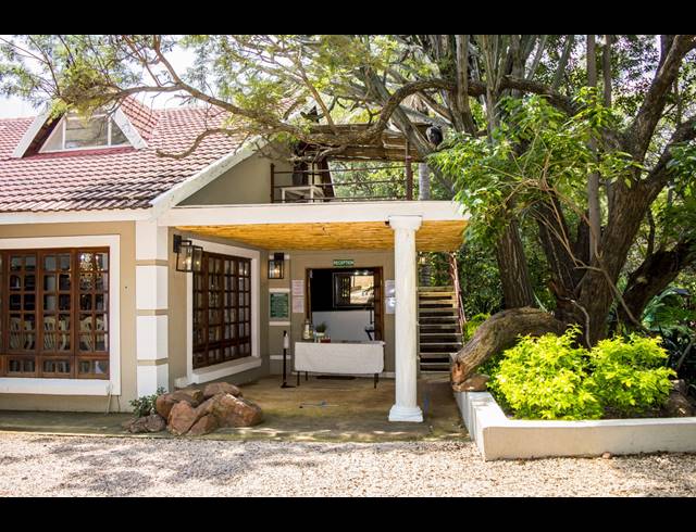 M² LODGE FOR SALE IN ZANDFONTEIN AH